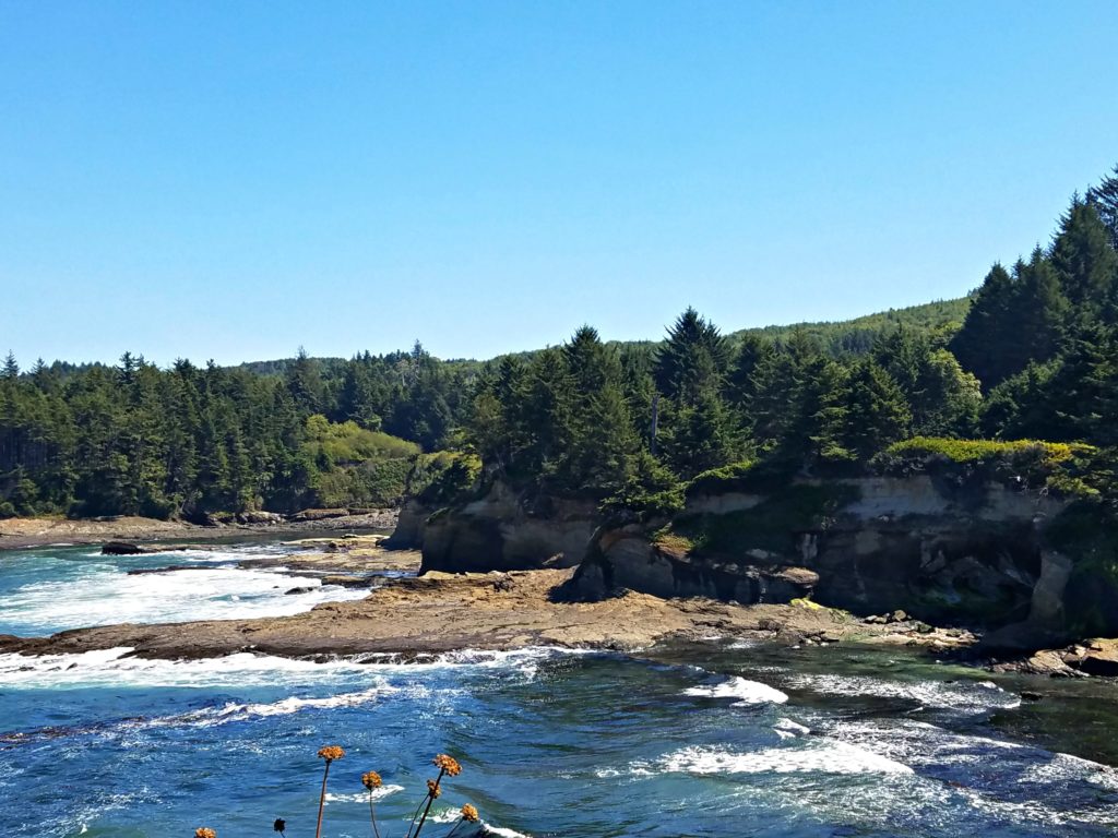 Depoe Bay and Whales | Meemaw Eats