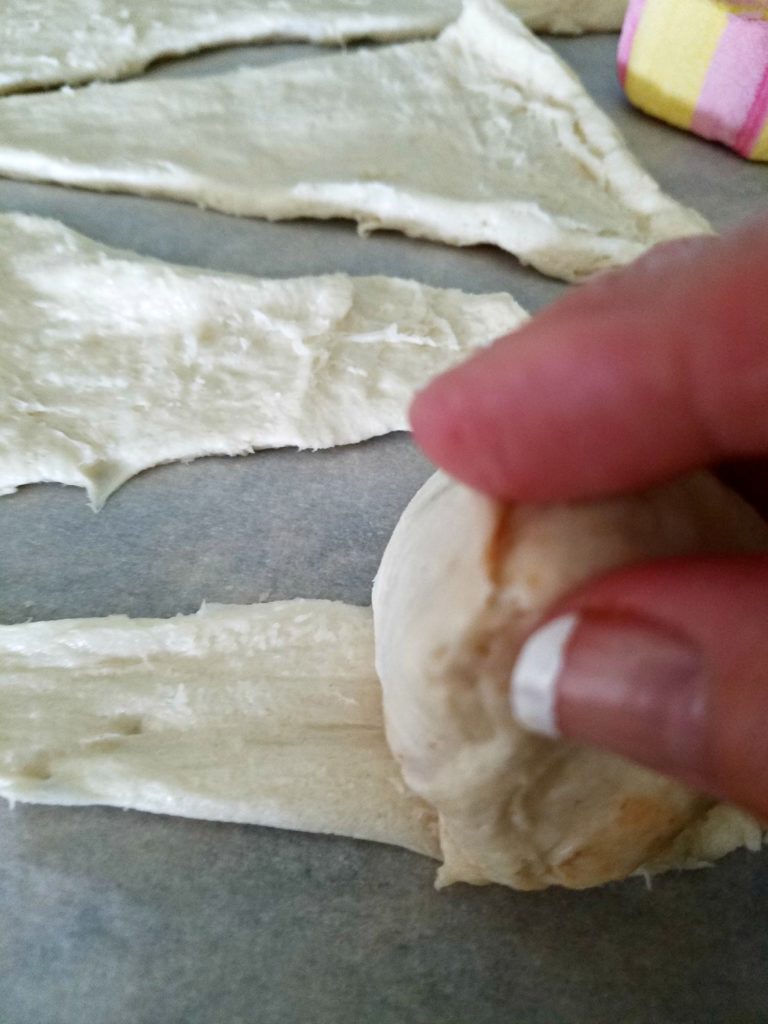 Empty Tomb Easter Biscuits | Meemaw Eats