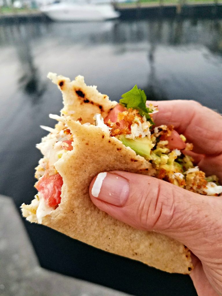Healthy Crunchy Baked Fish Tacos | Meemaw Eats