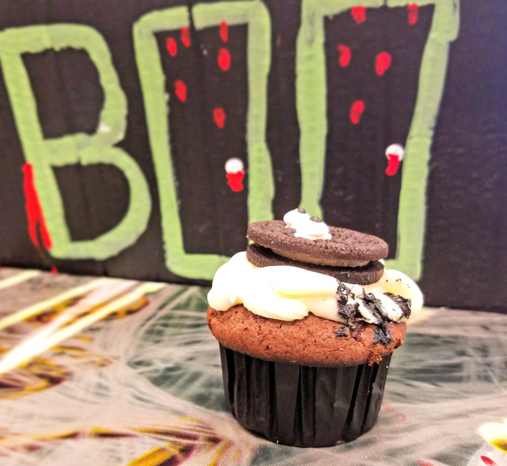 Halloween High School Cupcake Wars | Meemaw Eats