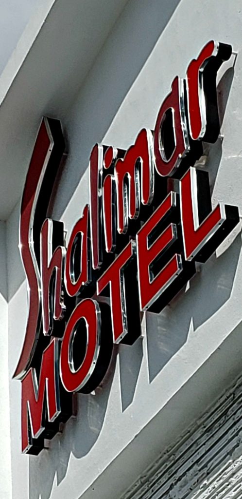 Art Deco Motels | Meemaw Eats